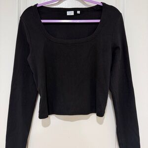 Aritzia Sunday Best Black Long Sleeve Crop Top Size L Classic Scoop Neck